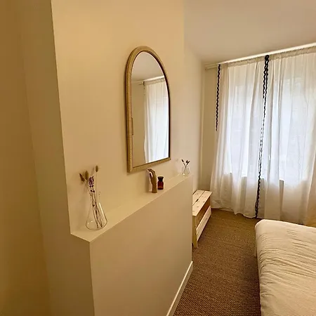 Grand Rdc 6 Pers Stationnement Gratuit *