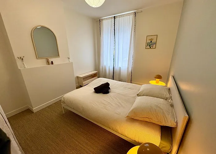 Grand Rdc 6 Pers Stationnement Gratuit Appartement *